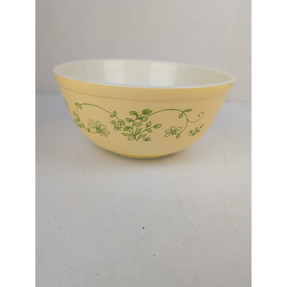 Vintage Pyrex Shenandoah 2.5L Mixing Bowl Yellow Green Floral 403